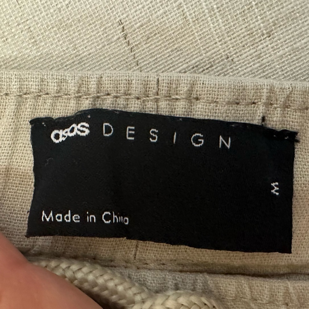 ASOS Tan Bermudas Relaxed Fit Cotton Blend 🤍🤍 - Picture 4 of 11